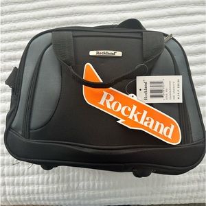NEW Rockland small travel bag